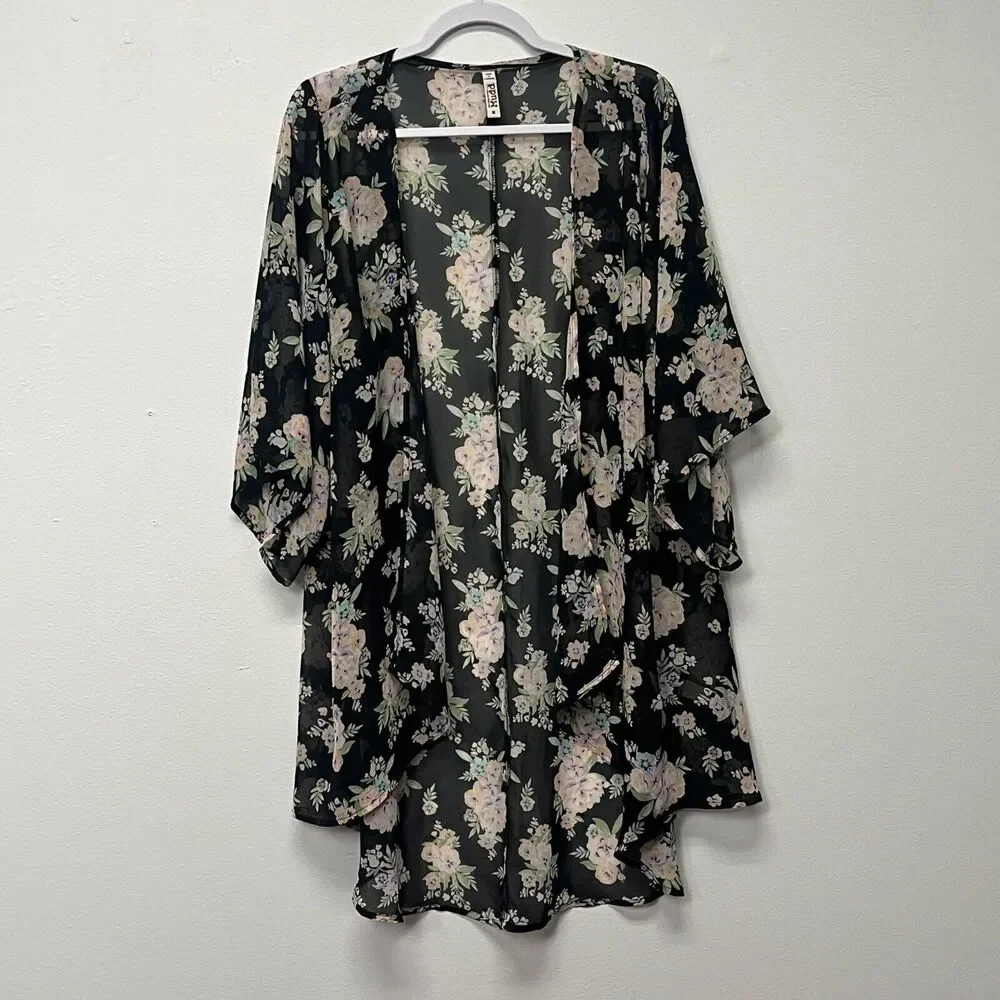 Mudd Black Floral Flowing Cover Shawl Medium Lightweight Cottagecore Frarmcore